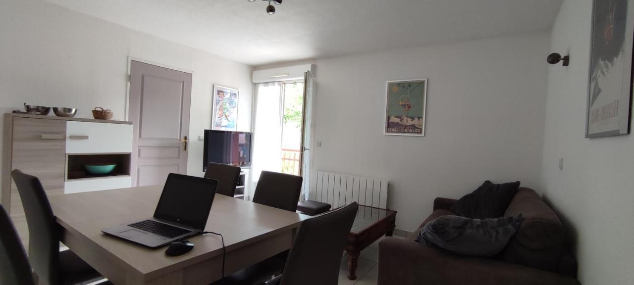 Appartement Le Sorbier 4 Personnes Briançon Dış mekan fotoğraf